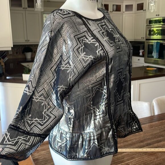 🎀Sass & Bide silk round neck metallic night wings pull over short sleeve blouse - Picture 10 of 12